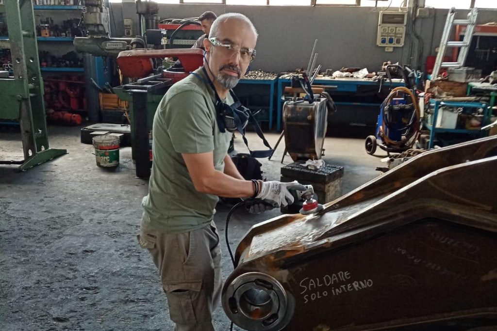 Rami Custom offre certificazione macchine industriali, modifiche ingegnerizzate e soluzioni su misura conformi agli standard europei - 2